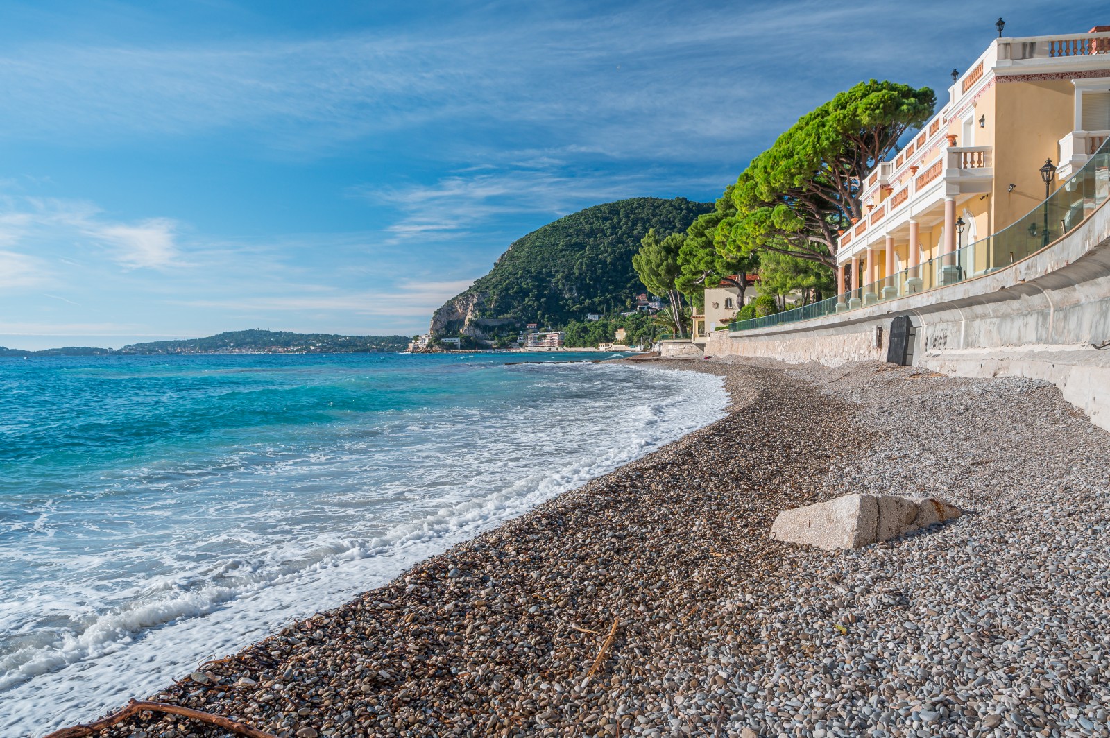 EZE - EXCEPTIONAL WATERFRONT VILLA